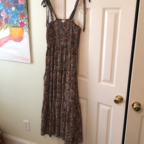 ๐๐SOLD. Maxi dress Sold ๐๐ - Picture 3 of 8
